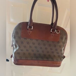Vintage dooney and bourke canvas and leather bag